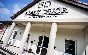 Bialy Dwor